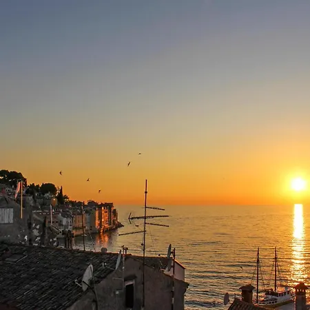 Rovigno Bella Sea View Apartment Exterior photo