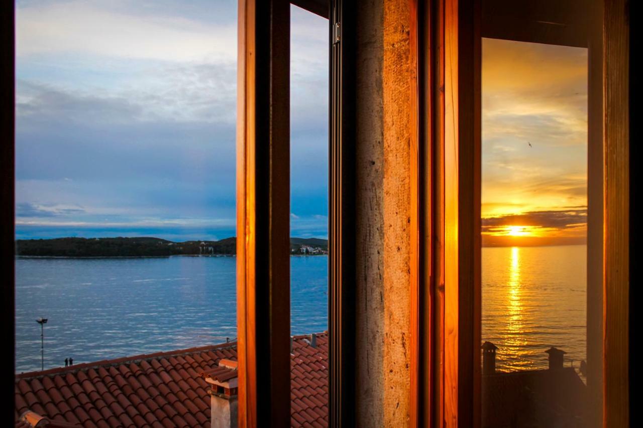 Bella Sea View Apartment *